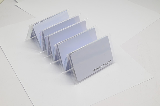 【解答】为什么IC卡要做初始化事情，，，，，，，而ID卡不必