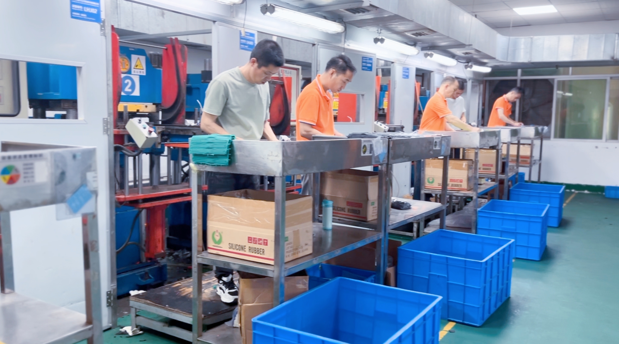 【新品速递】S36沙龙会集团RFID硅胶腕带工厂NFC变色硅胶腕带光变手环新品上市