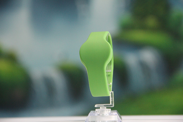 ic腕带应该怎样选择它的硬度？？？