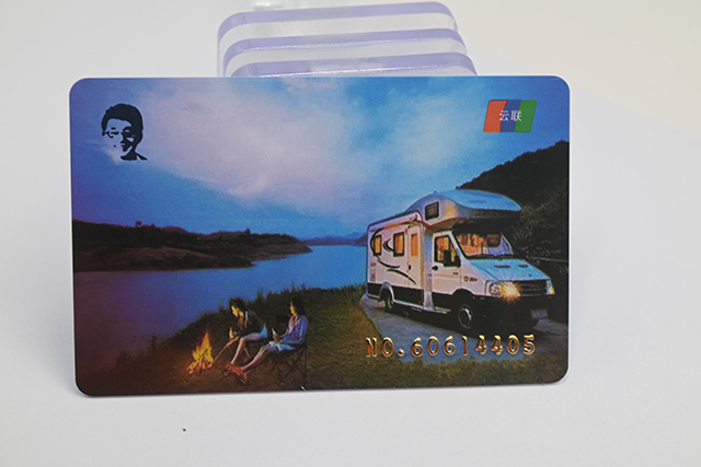 水晶滴胶卡的4大优点？？？？？