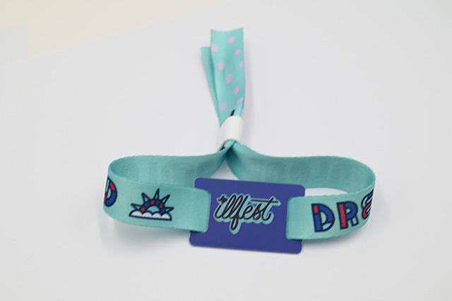 RFID智能充电卡能设密码吗？？？