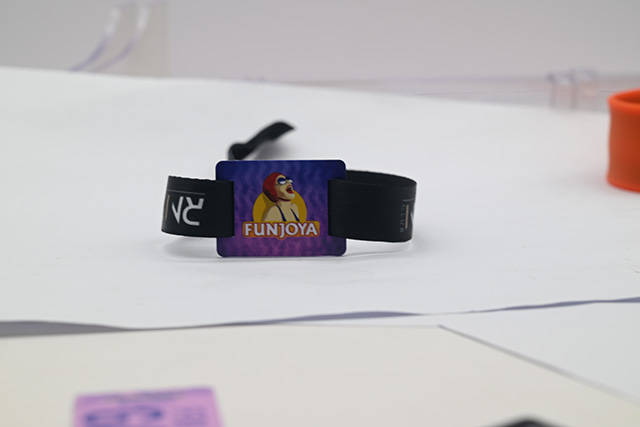 水晶滴胶卡，，，纷歧样的选择纷歧样的心情