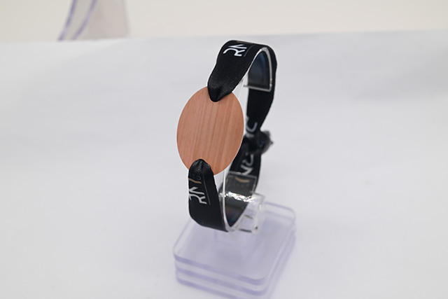 影戏院校园卡应不应该设置有用期？？？？？