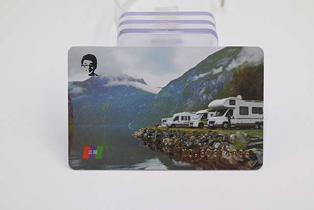 芯片卡与磁条卡之间有什么区别，，，，，，，，这个是我们需要相识的